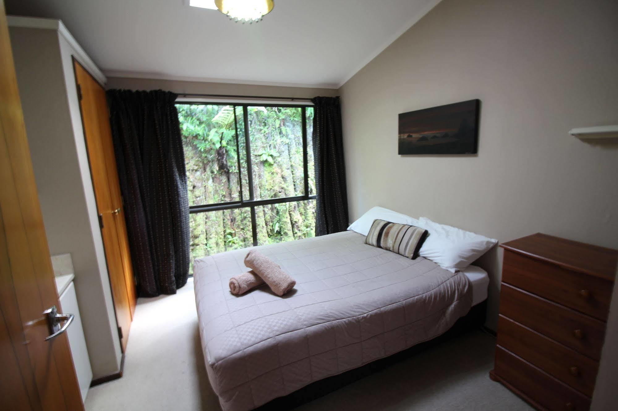 Yha Sunflower Lodge New Plymouth Extérieur photo