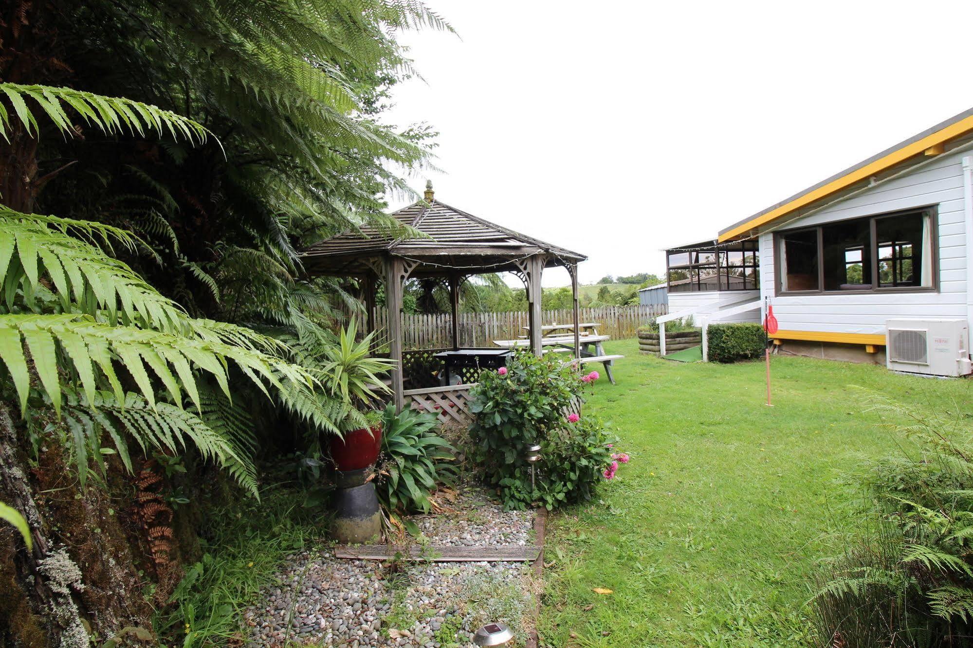 Yha Sunflower Lodge New Plymouth Extérieur photo